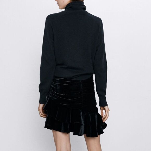 ZARA VELVET MINI SKIRT - Picture 4 of 10